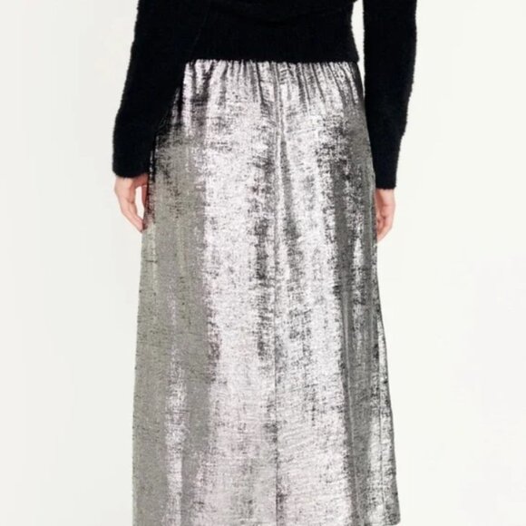 Old Navy Silver Formal skirt NWT Elastic waist size XXL - Picture 2 of 8